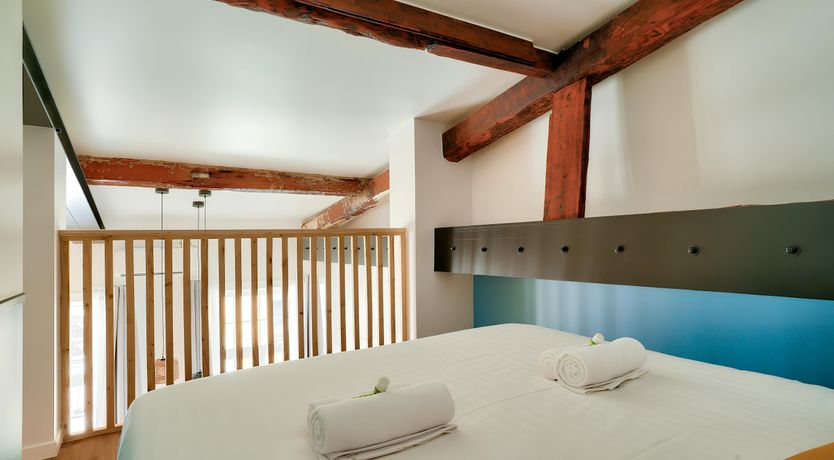 Photo of La Belle Parisienne