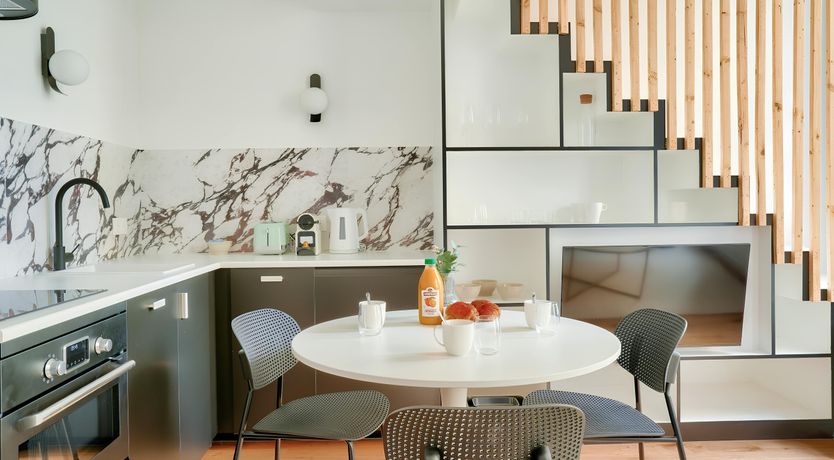 Photo of La Belle Parisienne