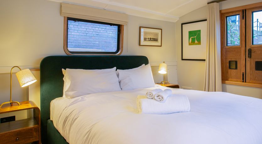 Photo of Time on the Thames