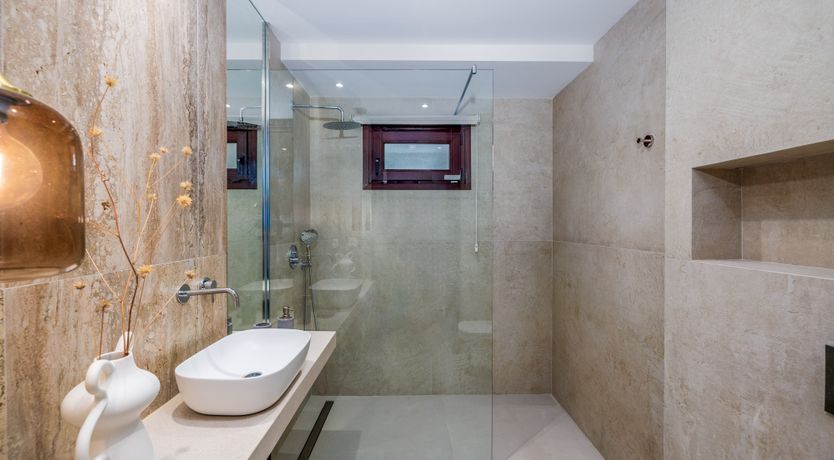 Photo of Marbella Breeze