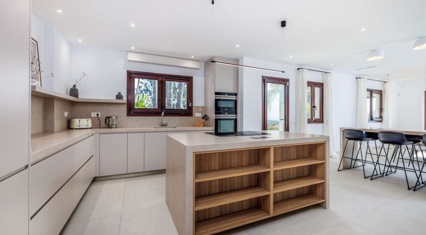 Photo of Marbella Breeze