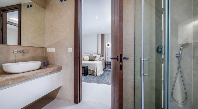 Photo of Marbella Breeze