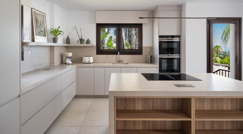 Photo of Marbella Breeze