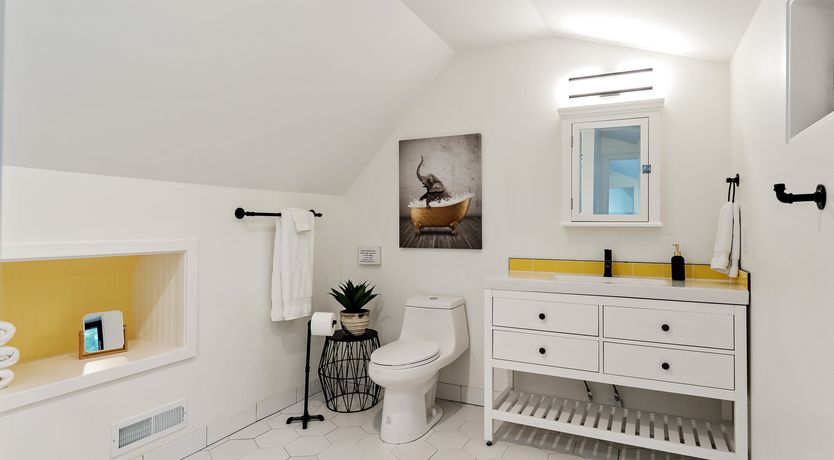 Photo of Lakeshore Landscape