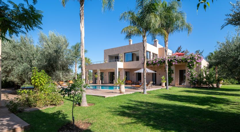 Photo of An Atlas View