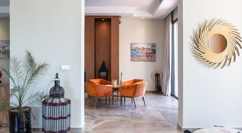 Photo of An Atlas View