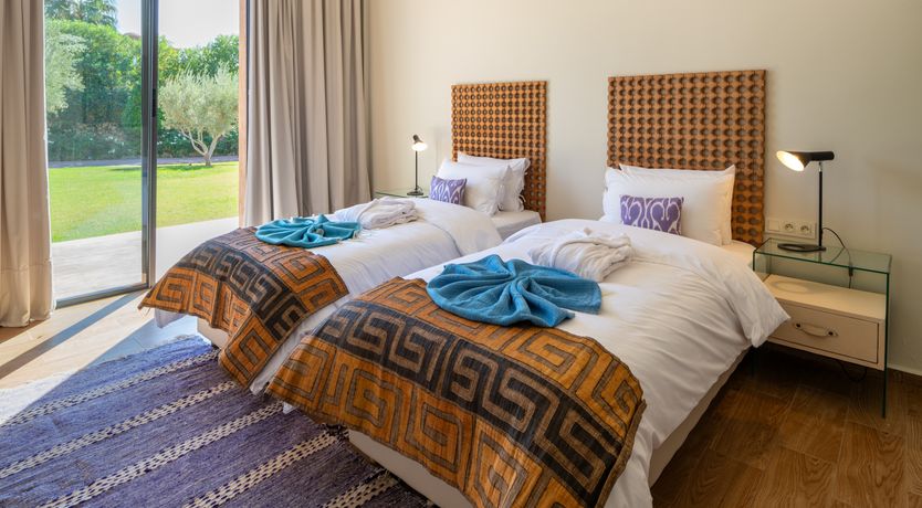 Photo of An Atlas View