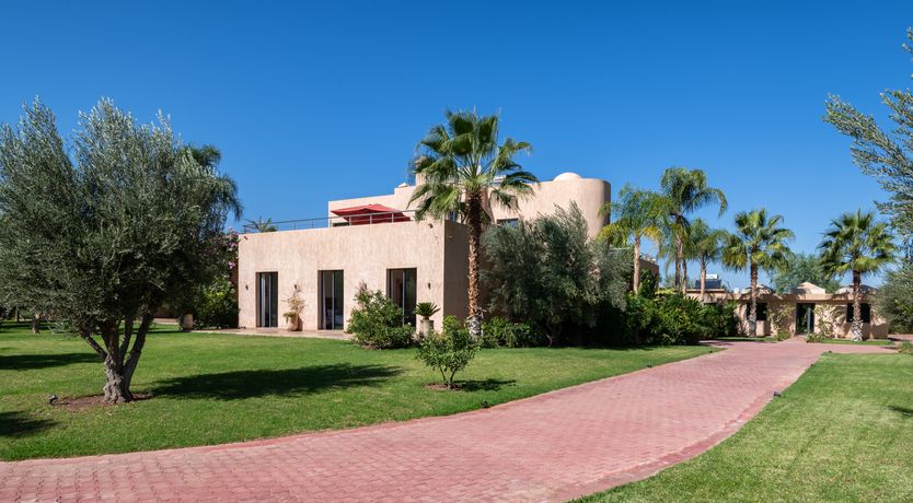 Photo of An Atlas View