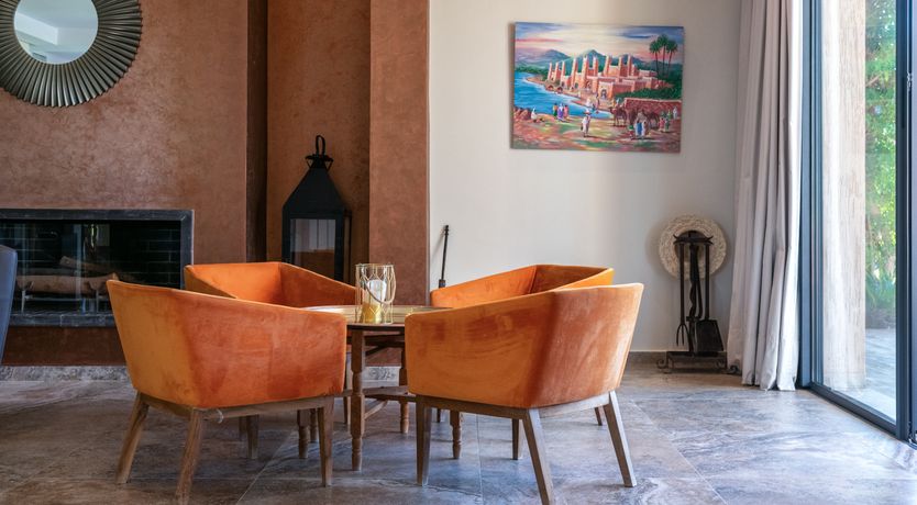 Photo of An Atlas View