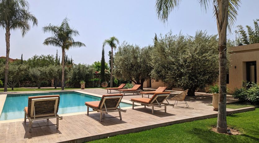 Photo of An Atlas View