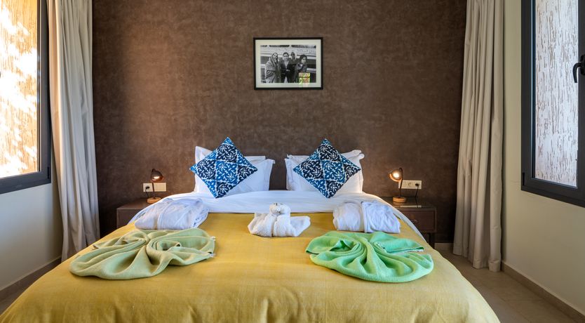 Photo of An Atlas View