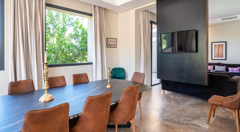 Photo of An Atlas View