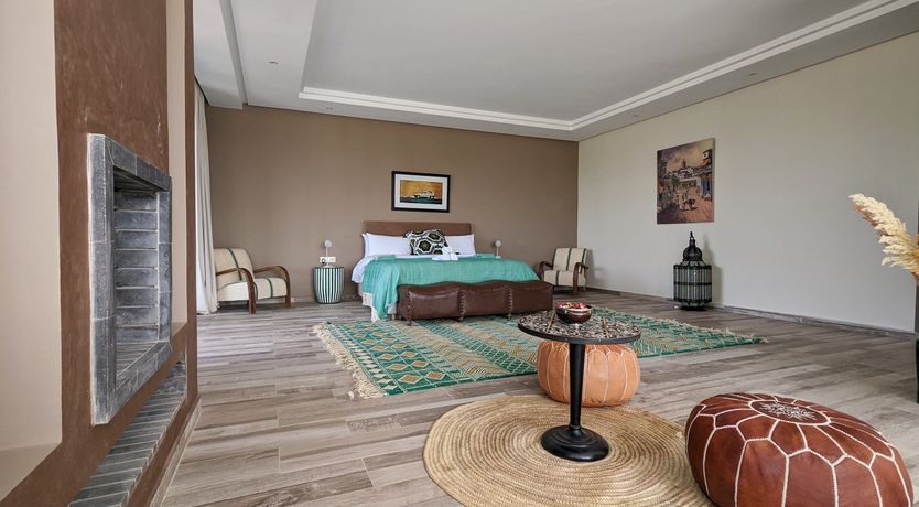 Photo of An Atlas View