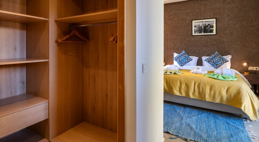 Photo of An Atlas View