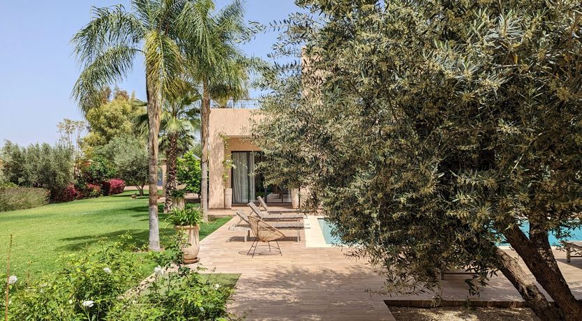 Photo of An Atlas View