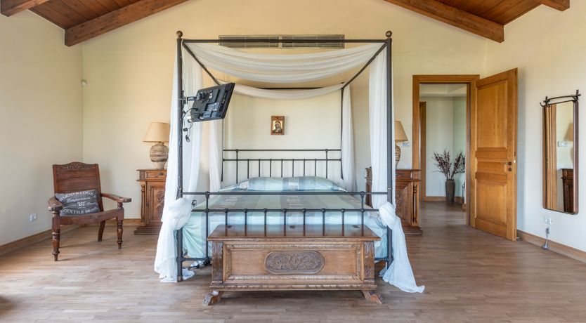 Photo of Olives & Sunbeams