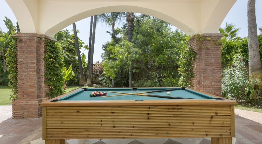 Photo of Build a Throne