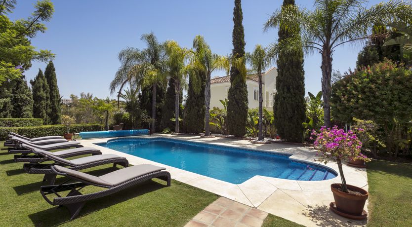 Photo of Build a Throne