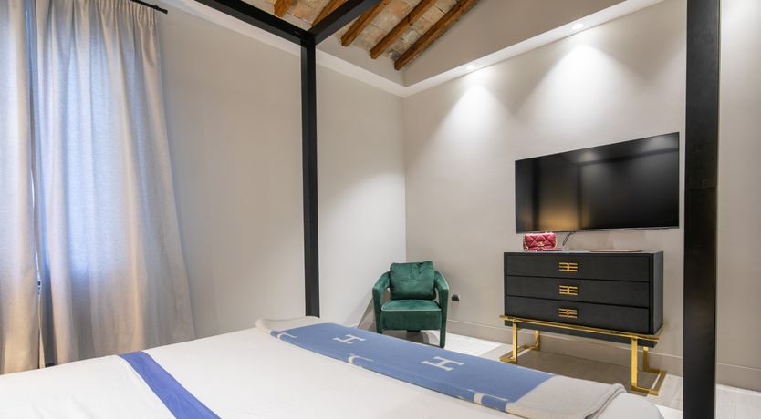 Photo of Italian Musing