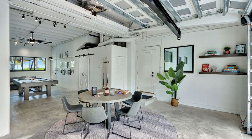 Photo of Sunlight Reflections