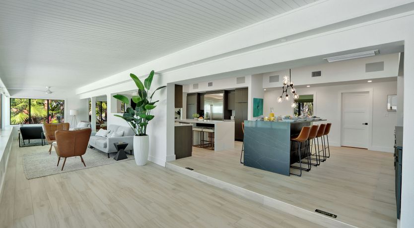 Photo of Sunlight Reflections