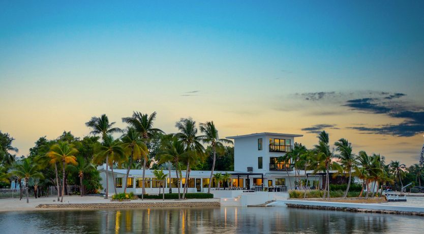 Photo of Sunlight Reflections