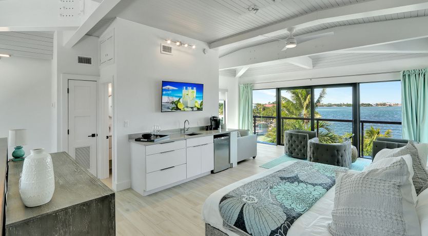 Photo of Sunlight Reflections