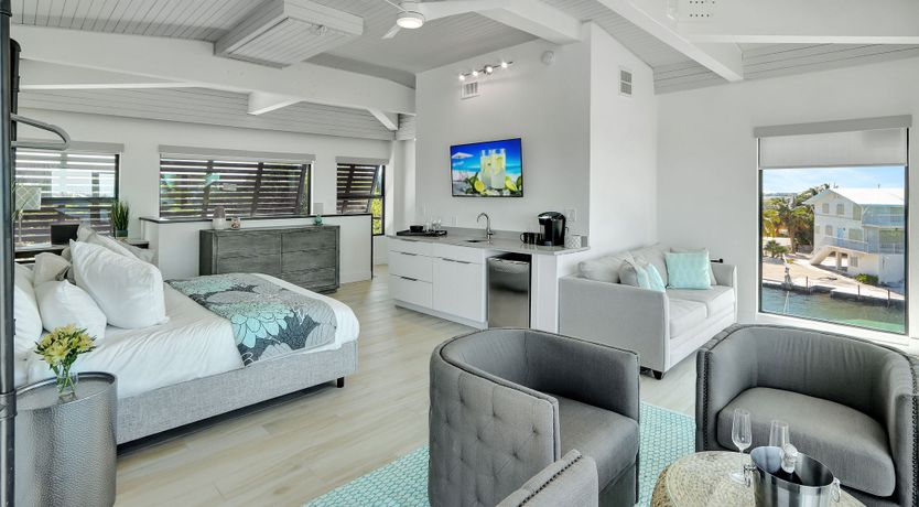 Photo of Sunlight Reflections