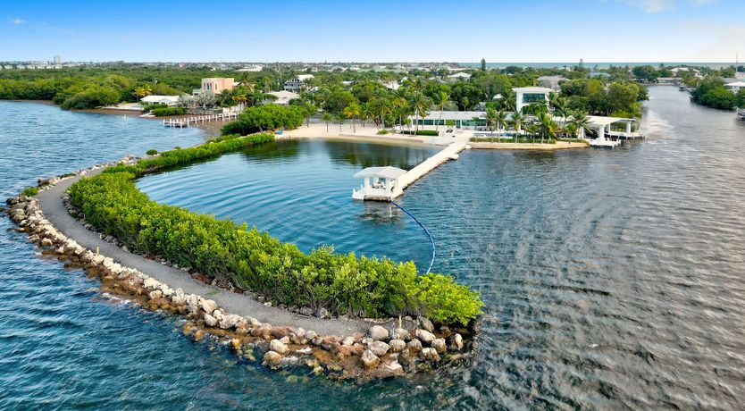 Photo of Sunlight Reflections