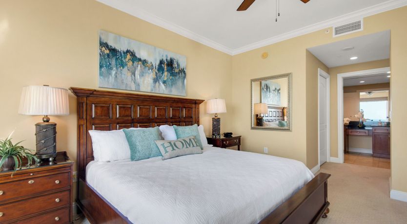 Photo of Gazing at the Gulf