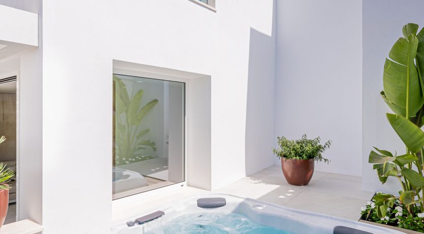 Photo of The Golden Sand