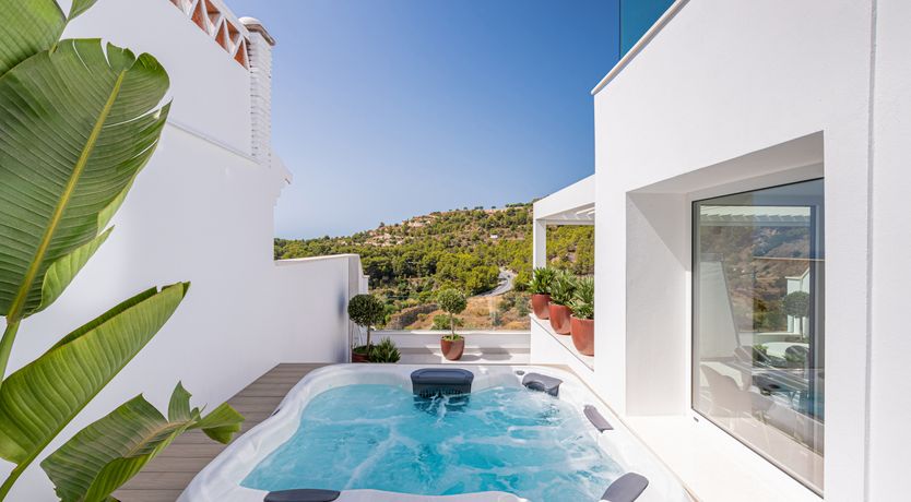 Photo of The Golden Sand