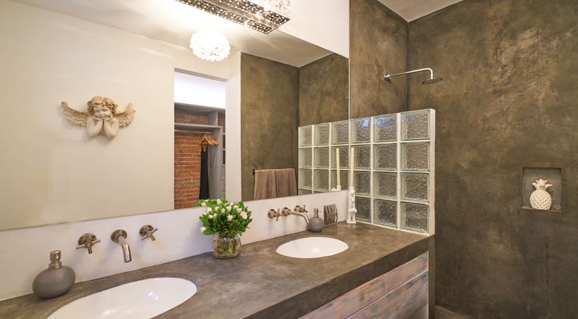 Photo of The Hidden Hideaway