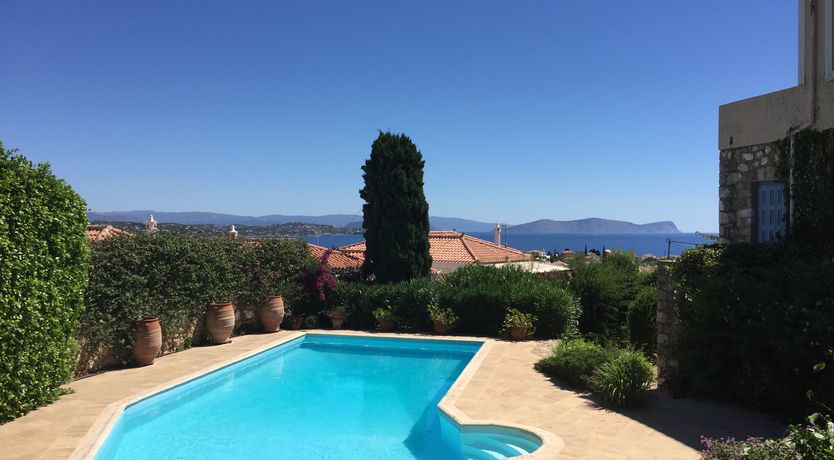 Photo of Spetsian Splendour