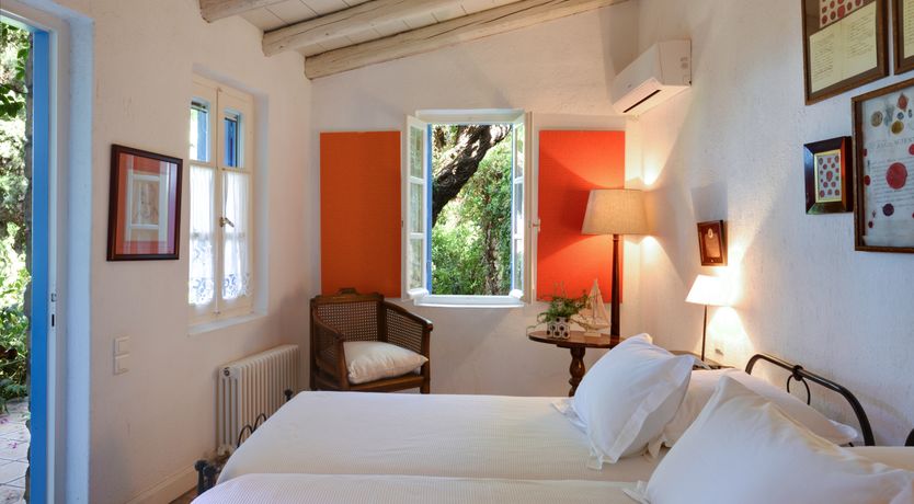 Photo of Spetsian Splendour