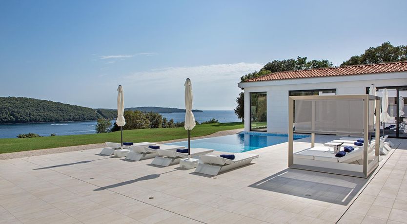 Photo of Sailing the Sea