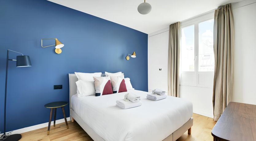 Photo of Bleu Velour