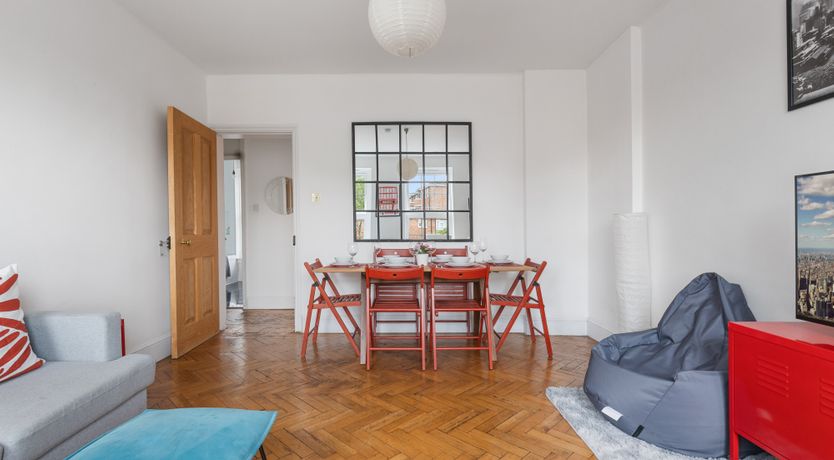 Photo of Whitechapel Pearl