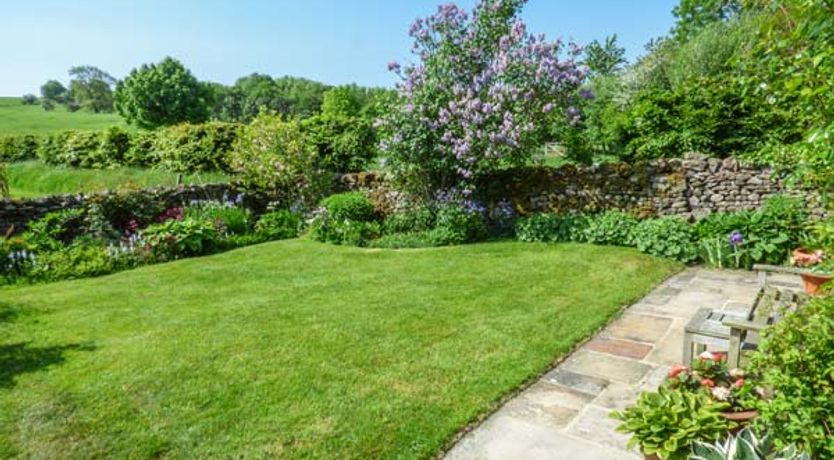 Photo of The Nook, Bank Newton