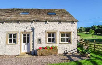 The Nook, Bank Newton Holiday Home