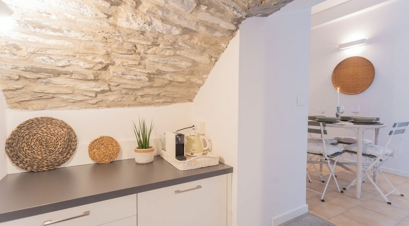 Photo of The Cosy Lakeview Hideaway