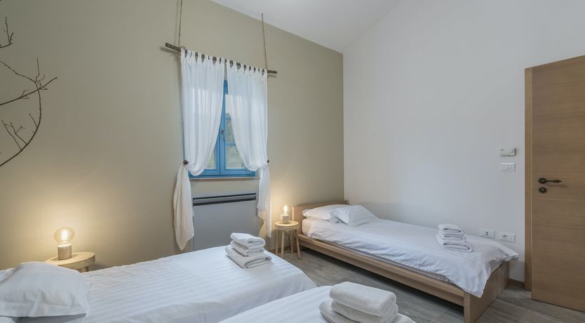 Photo of Yellow Willow