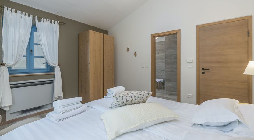 Photo of Yellow Willow