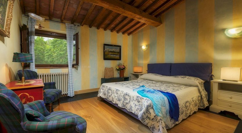 Photo of Tuscan Light