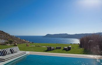 Olive Trees & Blue Skies Villa