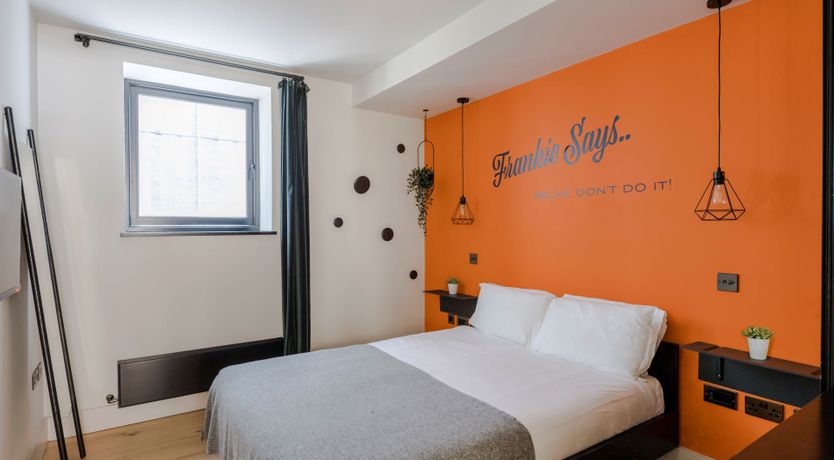 Photo of The Mayfair Gallery