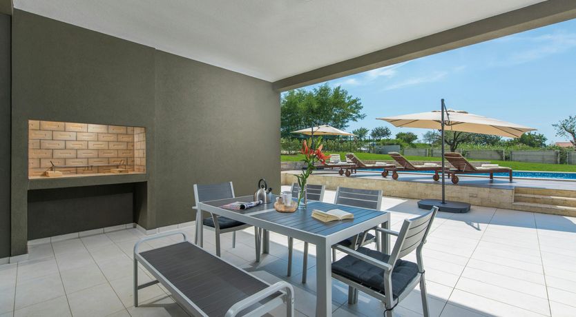 Photo of The Honey Bee's Song