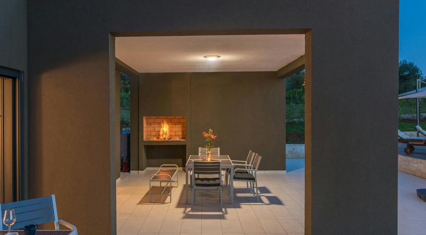 Photo of The Honey Bee's Song