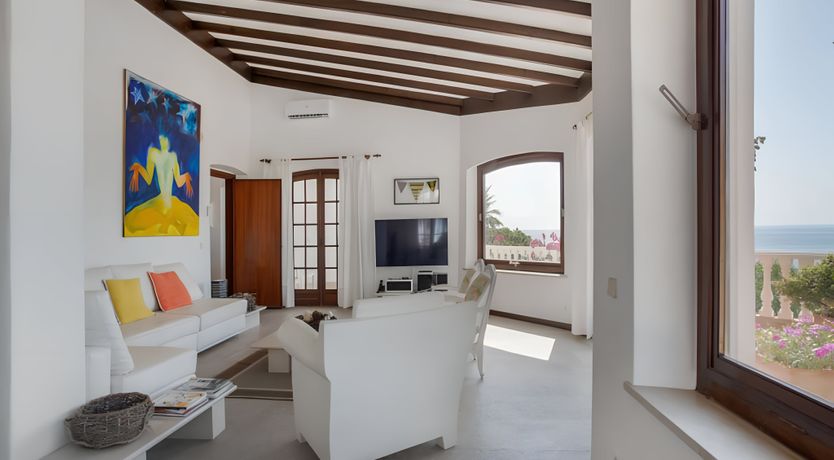 Photo of Beach Breeze Villa