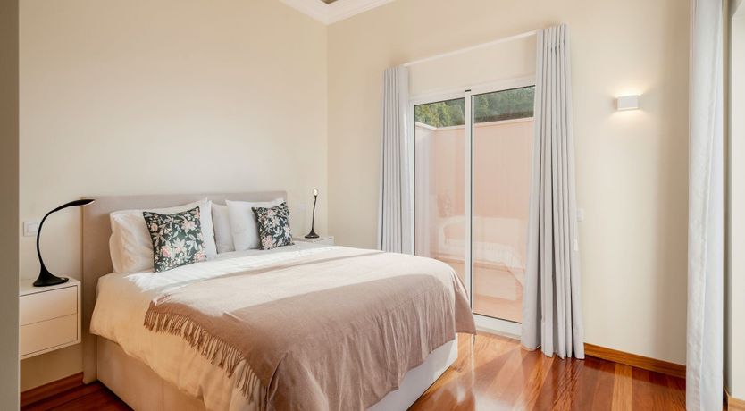 Photo of Portico Paradise